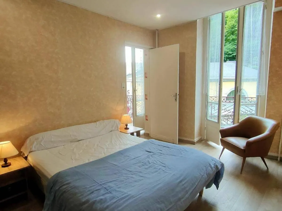 Appartement Cosy Avec Balcon, Proche Thermes Et Telecabine, Cauterets - Fr-1-234-135 0*,